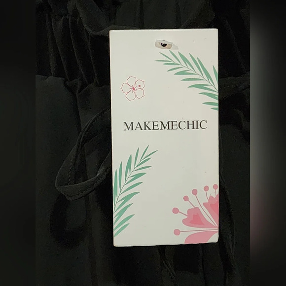 Make Me Chic black shorts with ruffle waist and scalloped hem Size 4X NEW - Picture 5 of 5